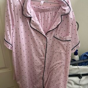 Charming Pink Polka Dot Women's Pajama Set